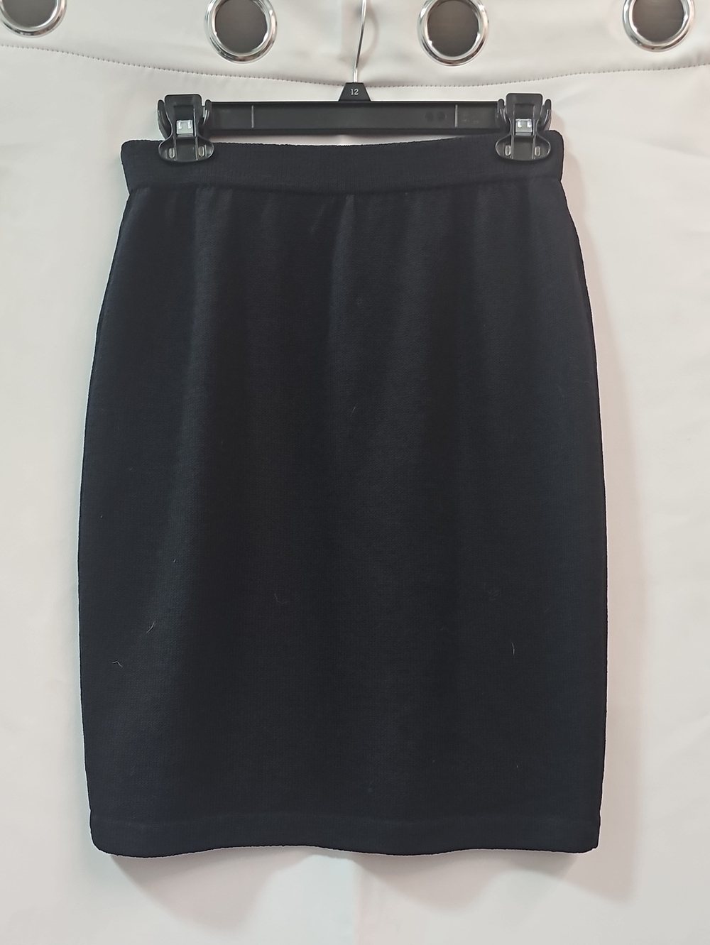 ST.JOHN BASICS SANTANA KNIT PENCIL SKIRT BFPM-09-253